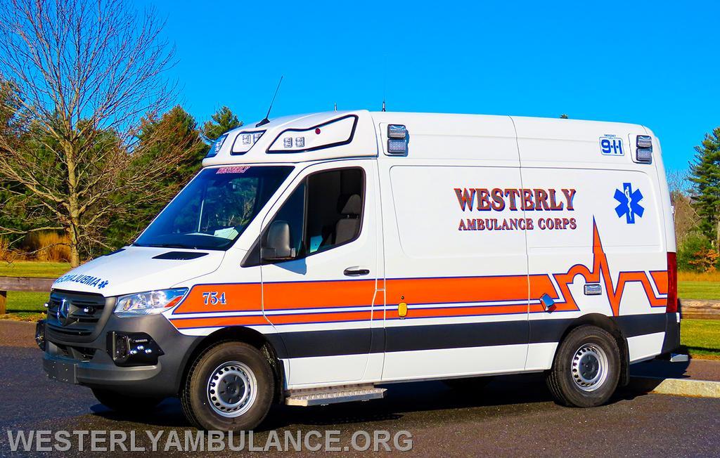                            754
2019 Mercedes Sprinter Demers